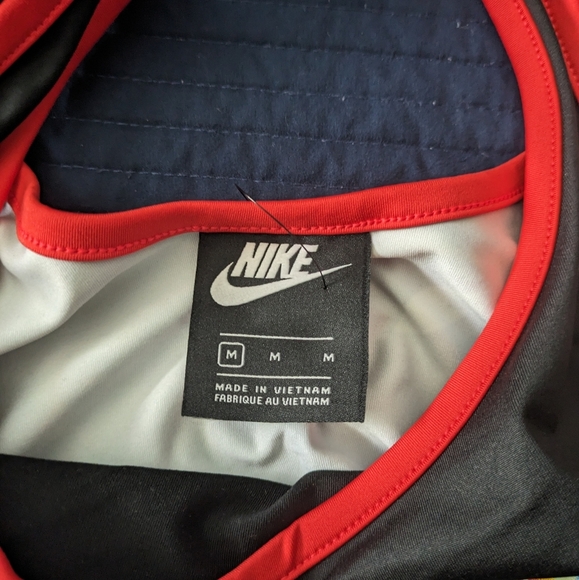 Nike Women Tropical Parrot Hyper Femme Cropped Tank Top Black Red 0224 - Picture 15 of 16